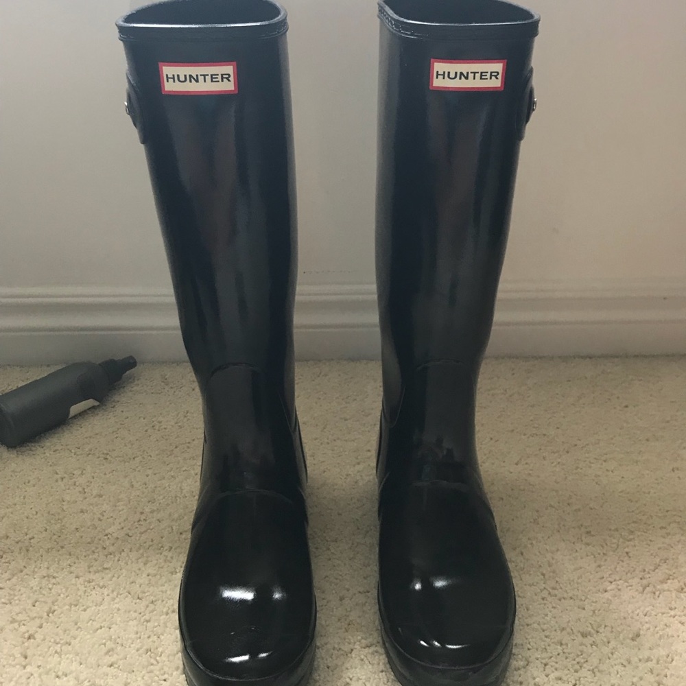Tall Hunter Boots Size 11 Black Gloss (w/ socks!)